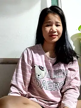 Maria2299 online show from December 2025 07:42:01 PM