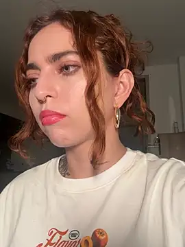 Snapshot of imhelena chatting on January 2026 12:01:02 AM imhelena online show from January 2026 12:01:02 AM