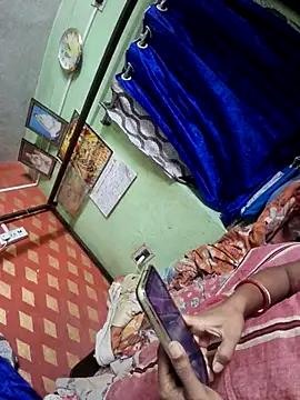 cutecouple1983 online show from November 2025 07:29:01 PM