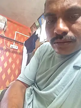 cutecouple1983 online show from December 2025 11:08:01 AM