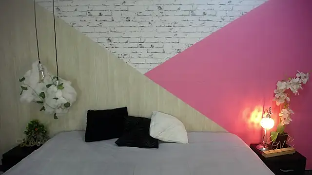 sophia brunette  online show from November 2025 11:14:01 AM