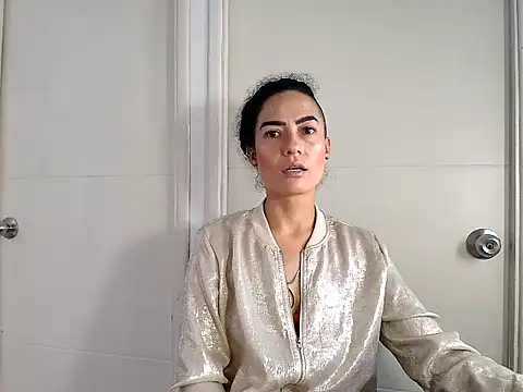Koral369 online show from May 2026 07:30:02 PM