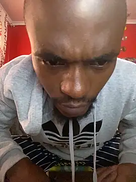 Snapshot of BaggyDirt chatting on November 2025 09:47:02 AM BaggyDirt online show from November 2025 09:47:02 AM