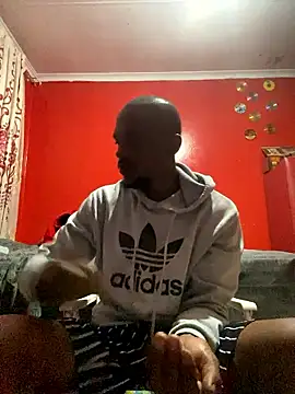 Snapshot of BaggyDirt chatting on January 2026 09:30:02 PM BaggyDirt online show from January 2026 09:30:02 PM