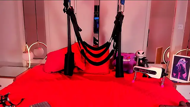 VesperVelvet online show from February 2026 08:49:01 PM