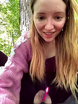 Snapshot of FayeFlame chatting on May 2026 09:50:02 AM FayeFlame online show from May 2026 09:50:02 AM