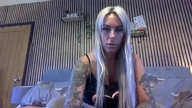 poppyinga1 online show from March 2026 08:20:01 AM