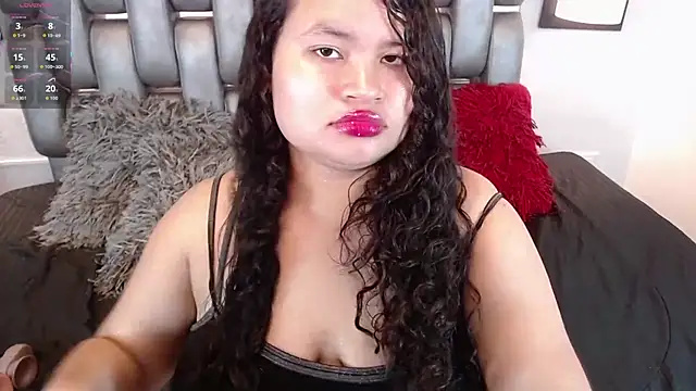 Madison Copers online show from April 2026 12:44:01 AM