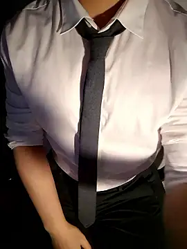 111owo111 online show from October 2025 03:24:01 PM