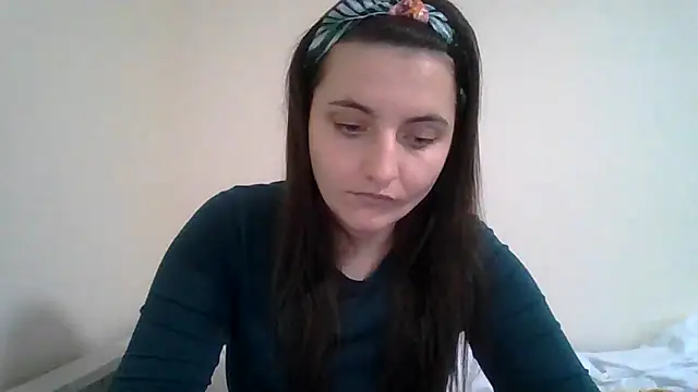 DInaraXRose online show from November 2025 10:15:01 AM