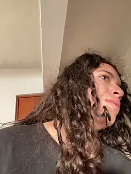 Lucy YupiSweet online show from December 2025 02:02:02 PM