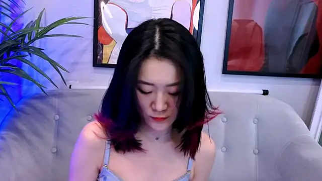 AikoYamada online show from December 2025 08:10:01 AM