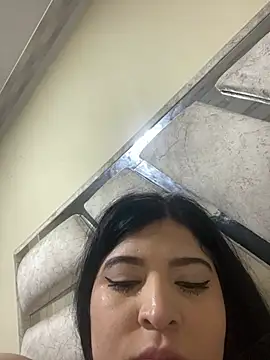 Vliacoooper2 online show from March 2026 04:25:02 PM