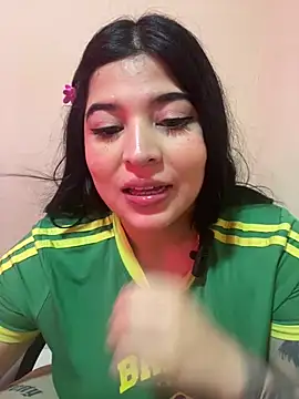 Vliacoooper2 online show from April 2026 07:30:01 PM