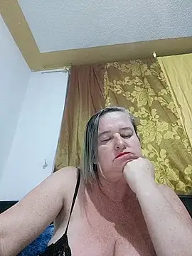 Miss-tetas online show from October 2025 04:27:01 AM