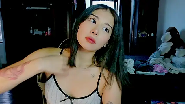 Shisuku Sophi online show from July 2026 10:47:01 PM