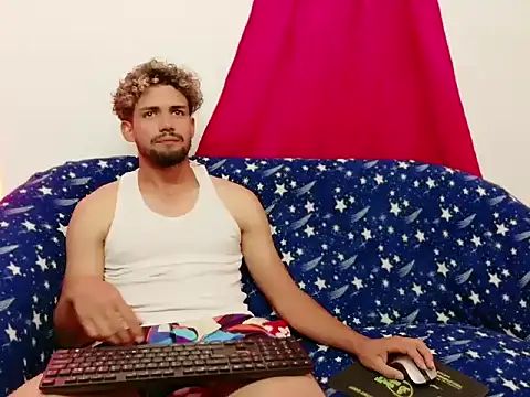 cristian-gp online show from October 2025 01:50:01 AM