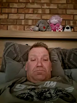 wallacelegend online show from September 2025 05:18:01 AM