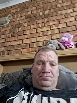 Snapshot of wallacelegend chatting on November 2025 06:02:02 AM wallacelegend online show from November 2025 06:02:02 AM