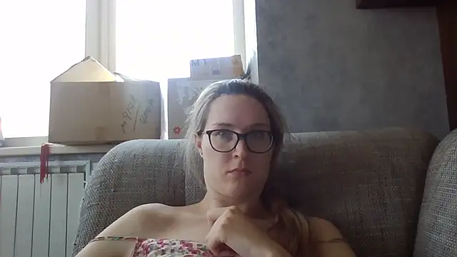 Snapshot of Jugira chatting on June 2026 01:28:02 PM Jugira online show from June 2026 01:28:02 PM