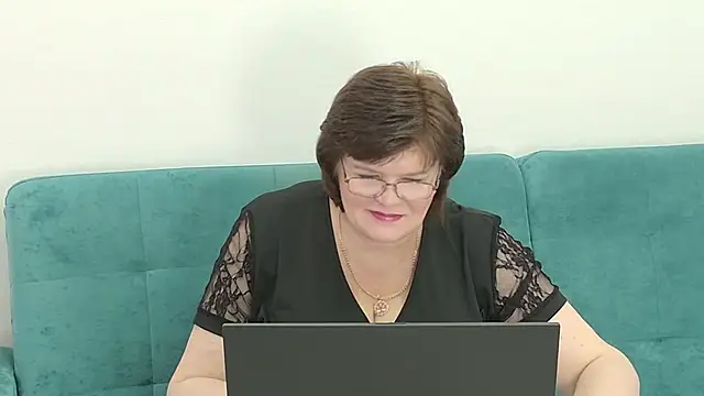 Sandra Sunrise online show from November 2025 09:45:01 AM