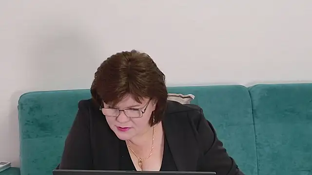 Sandra Sunrise online show from April 2026 12:32:01 PM