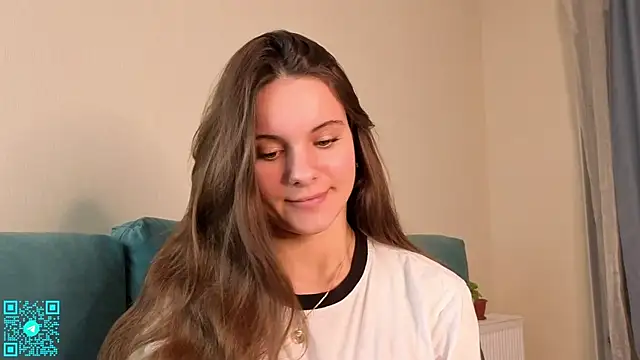 Snapshot of chloemilka chatting on September 2025 05:39:02 PM chloemilka online show from September 2025 05:39:02 PM
