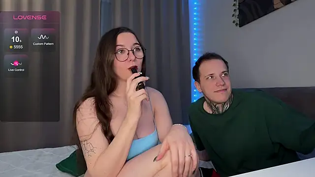 wwow meow online show from December 2025 02:14:02 PM