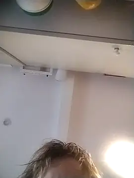 sarahpearlx online show from November 2025 04:36:01 PM