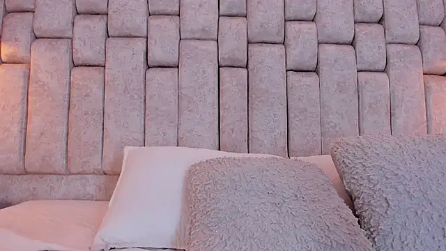 Snapshot of LissyConan chatting on December 2025 08:05:02 PM LissyConan online show from December 2025 08:05:02 PM