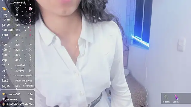 anna moon11 online show from October 2025 04:32:01 AM