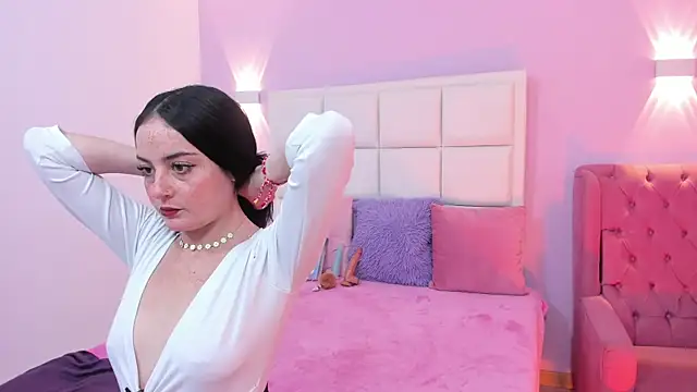 Ashley petit online show from October 2025 12:03:02 PM