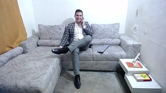 Victor Maitland online show from October 2025 08:15:02 PM