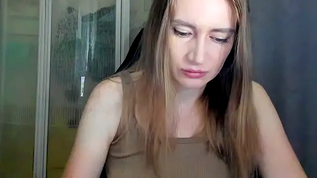 Snapshot of JessFoxxx chatting on June 2026 02:25:02 AM JessFoxxx online show from June 2026 02:25:02 AM