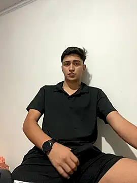 Tavinho067 online show from October 2025 09:27:01 PM