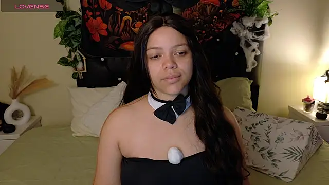 Amanda sweet online show from October 2025 01:14:01 PM