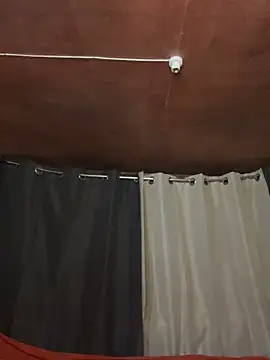 Ur latinahotpaprika online show from October 2025 04:31:02 PM