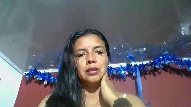 DianaOchoa  online show from December 2025 04:33:02 AM