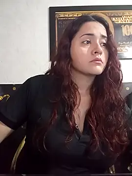 candy  fox  online show from October 2025 12:03:01 PM