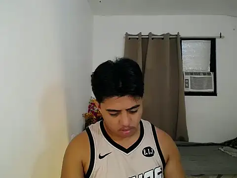 Hugecock2hundle intown online show from November 2025 09:26:02 AM