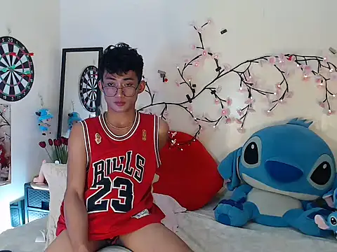 good boy in bed online show from January 2026 08:14:01 PM