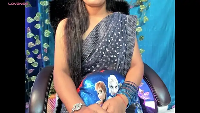Snapshot of Forever_Love2025 chatting on October 2025 07:36:03 AM Forever Love2025 online show from October 2025 07:36:03 AM
