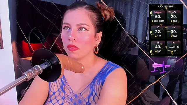 abby blond  online show from October 2025 12:17:02 PM