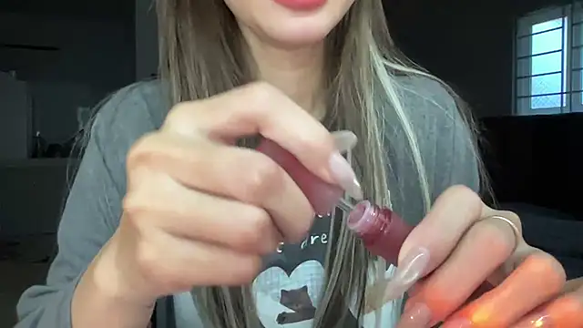 Snapshot of Min_sara69 chatting on February 2026 10:20:02 AM Min sara69 online show from February 2026 10:20:02 AM