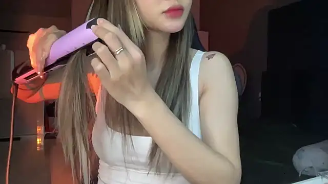 Snapshot of Min_sara69 chatting on February 2026 07:51:02 AM Min sara69 online show from February 2026 07:51:02 AM