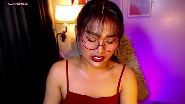 Snapshot of urmidnightcravingsxx chatting on June 2026 03:59:02 AM urmidnightcravingsxx online show from June 2026 03:59:02 AM
