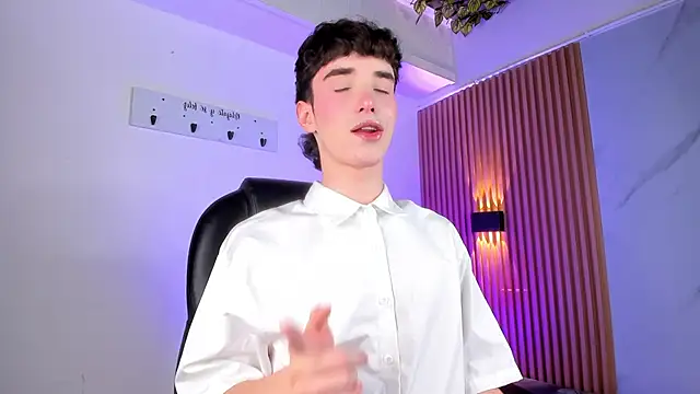 austin rouse online show from April 2026 08:03:01 PM