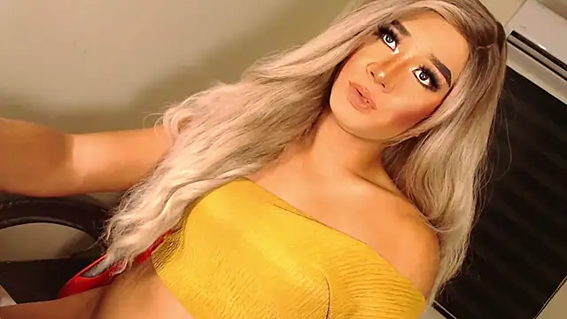 SissifyMeNow online show from October 2025 06:51:01 PM