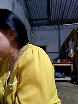 yoowwmr online show from November 2025 11:29:01 AM