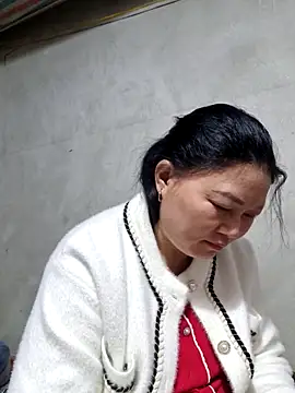 yoowwmr online show from December 2025 01:06:01 PM